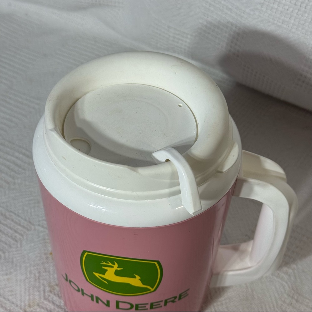 JOHN DEERE THERMO-SERV SUPER INSULATED 32 OZ PINK TRAVEL MUG - Picture 2 of 6